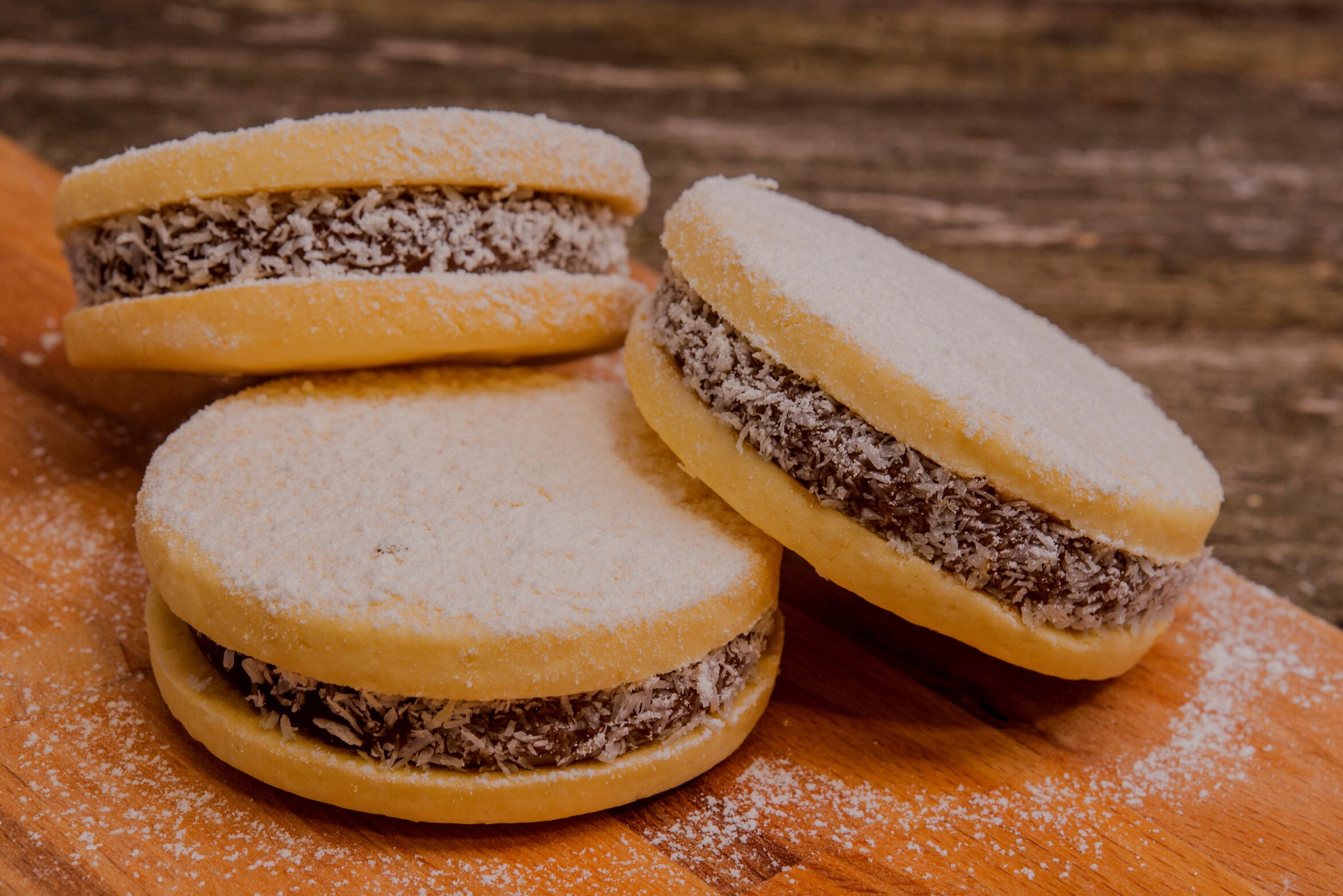 alfajores delicious traditional argentine sandwich cookies